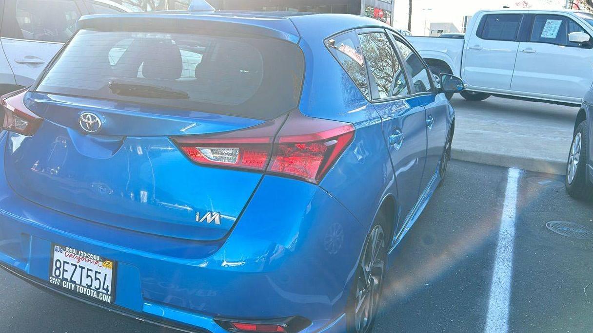 TOYOTA COROLLA IM 2018 JTNKARJE7JJ573358 image